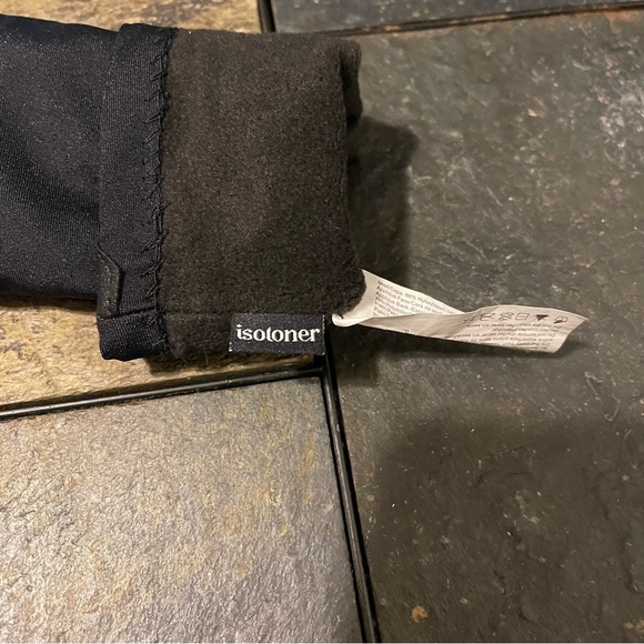 NWOT Isotoner Black Chevron Gloves - Picture 10 of 12